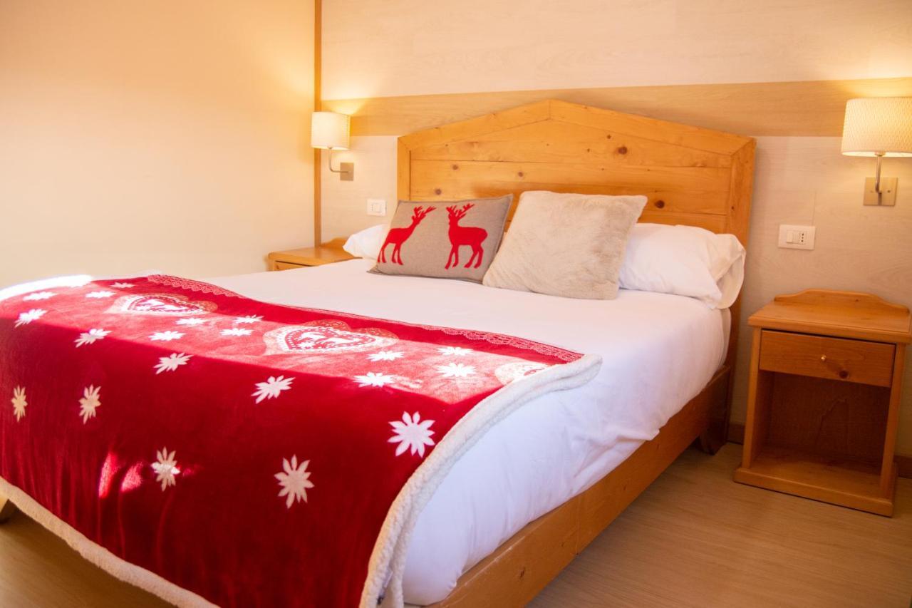 Abete Bianco - Albergo Del Natale Camigliatello Silano Kültér fotó